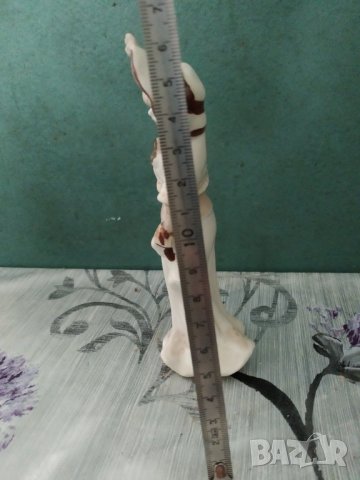 порцеланова статуетка, снимка 2 - Други ценни предмети - 40535749