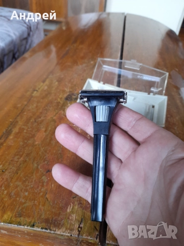 Стара самобръсначка SCHICK #3, снимка 4 - Други ценни предмети - 51634633