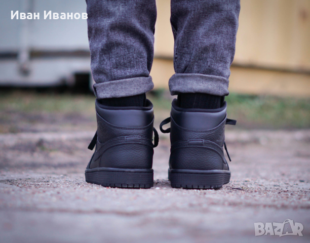  NIKE AIR JORDAN 1 MID  оригинални кецове/ маратонки номер 42 ,5 -43, снимка 4 - Маратонки - 44602046