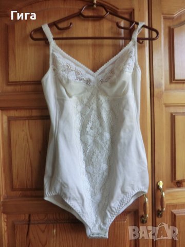 Стягащо и оформящо боди 75В на Triumph