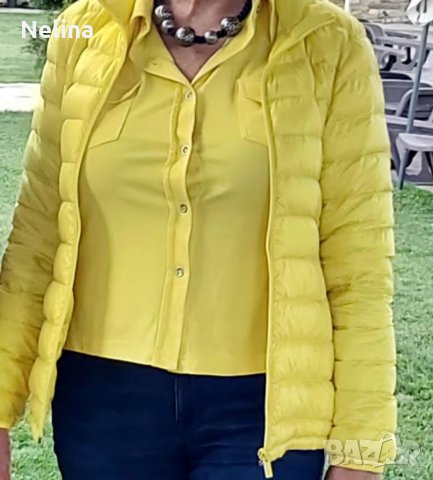 Жълто олекотено яке