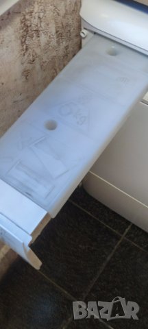 Сушилня Ariston ASD70C, снимка 4 - Сушилни - 41767701