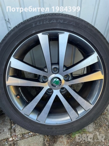 17 Октавия , снимка 4 - Гуми и джанти - 52299497