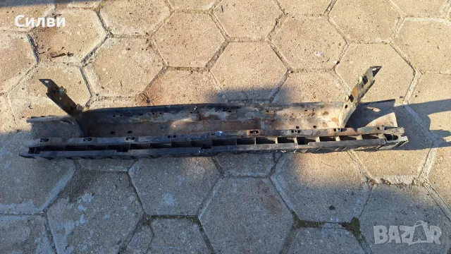 Основа греда на задна броня за Пасат Б3 Б4 от Vw Passat B3 B4 Седан и Комби, снимка 1