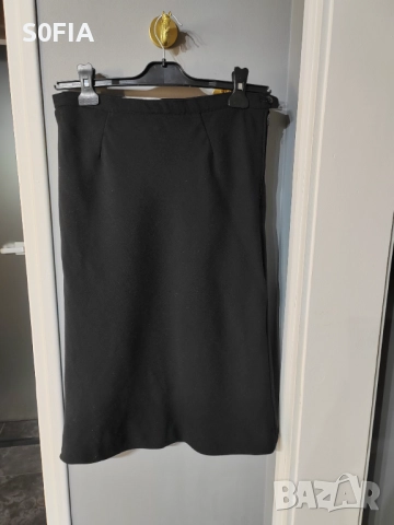 Max Mara M размер made in italy, снимка 4 - Поли - 52774362