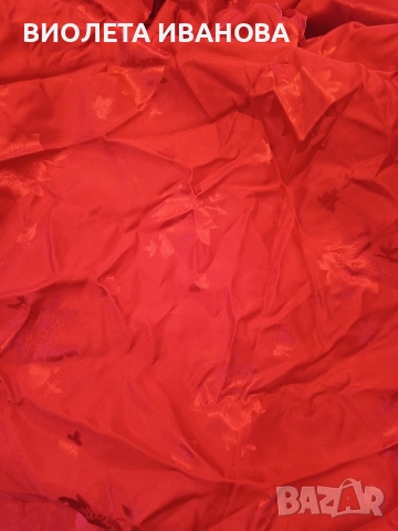 червен плат.