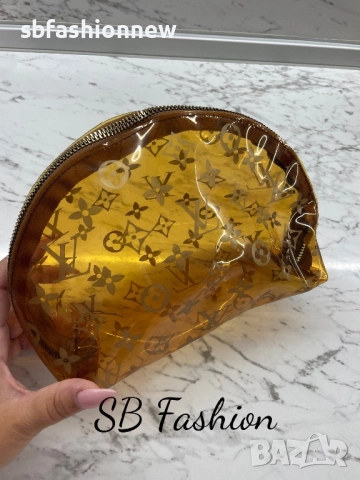 Louis Vuitton прозрачен несесер, снимка 2 - Чанти - 51740377