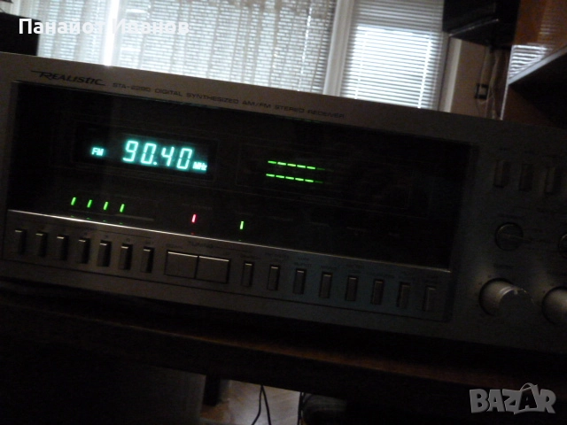 Realrstic STA-2290 stereo AM-FM receiver, снимка 3 - Ресийвъри, усилватели, смесителни пултове - 51554941
