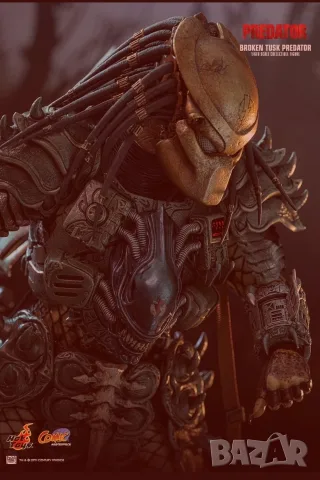 Hot Toys CMS029B -Хот Тойс- Хищникът - Счупен бивник, заличител на Пришълци, снимка 2 - Колекции - 55963797