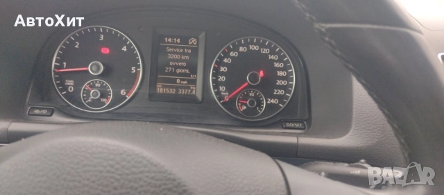 VW Touran 1.6 TDi 105kc, 2012g. , снимка 3 - Автомобили и джипове - 52377299