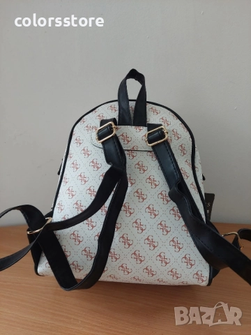 Бяла раница Guess/SG109de, снимка 4 - Раници - 51937892