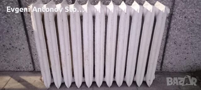 Продавам чугунен радиатор 11ребра.