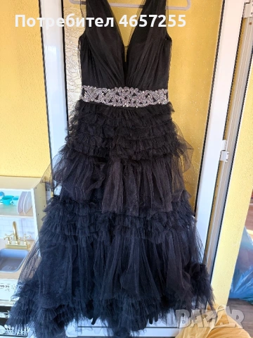 Официална рокля