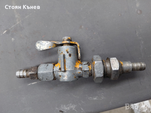 Кранче за гориво дизел.