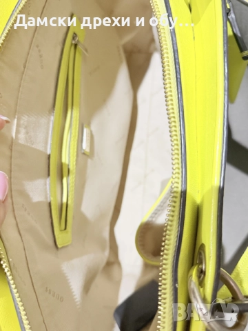 Дамска чанта GUESS, снимка 4 - Чанти - 56134135