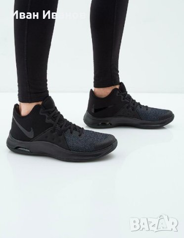 оригинални  маратонки Nike Air Versitile III номер 44-44,5, снимка 2 - Маратонки - 37112982