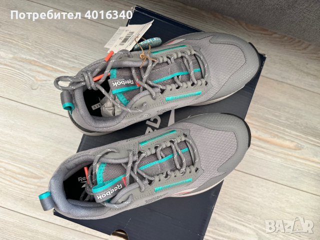 Дамски маратонки Reebok 37.5, снимка 2 - Маратонки - 44572890