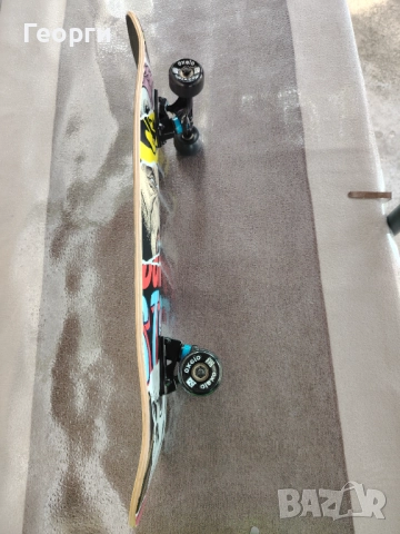 Скейтборд Oxelo и каска Quicksilver., снимка 3 - Скейтборд, ховърборд, уейвборд - 51498454