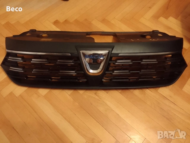 Решетка Дачия Сандеро 2021