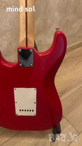 Fender Japan Stratocaster Red ST-460M 1994 with Custom pickups, снимка 13 - Китари - 53691033