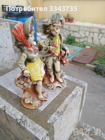 Красиви статуетки на момче и момиче Capodimonte В-21см Ш -8см., снимка 12 - Статуетки - 49564838