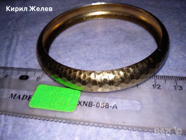 ЕФЕКТНА ЗЛАТИСТА ВИНТИДЖ АРТ МАСИВНА ГРИВНА от НЕРЪЖДАЕМА СТОМАНА 37950, снимка 2 - Гривни - 40811164