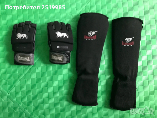 Черни Мма ръкавици и протектори за крака