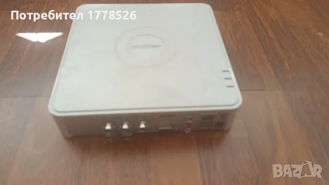 Цифров видеорекордер с хард диск, за 4 камери, модел – Hikvision DS-7104HWI-SH, 30€, снимка 2 - Комплекти за видеонаблюдение - 55777607