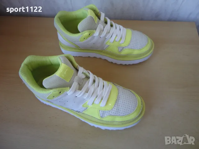 N40 UGG/оригинални дамски маратонки, снимка 3 - Маратонки - 49405519