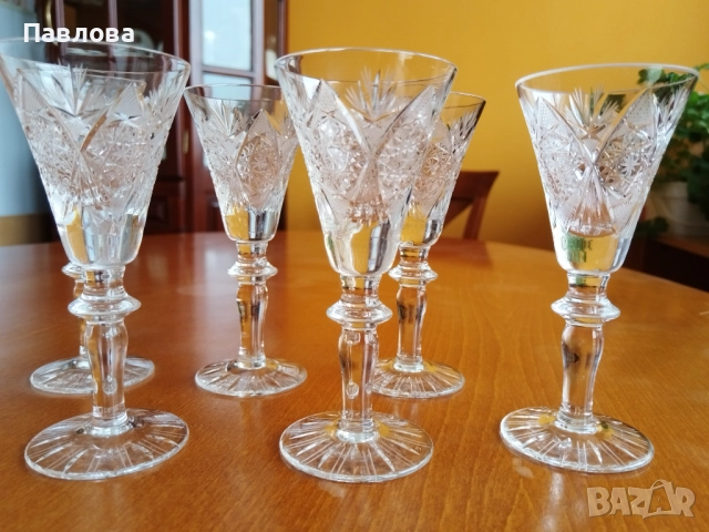 Кристални чаши