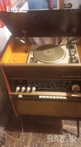 Радиограмофон VEF Rapsodija от 60-те години