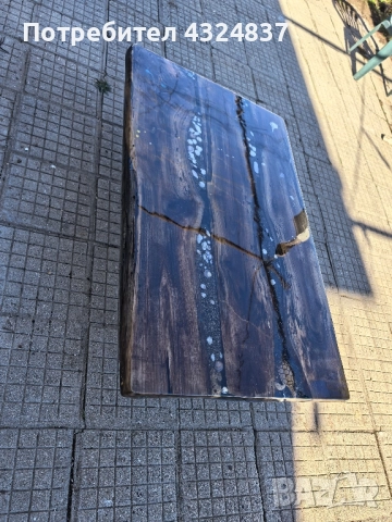 Ръчна изработка на холна маса от орех и епоксидна смола , снимка 5 - Маси - 52343682