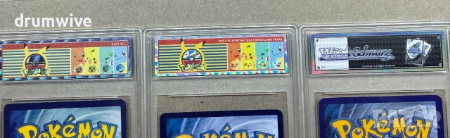 8 Rare Pokemon Cards: 5 Charizard,Lugia,Latias & Latios,Dark Gengar, снимка 11 - Колекции - 52698332