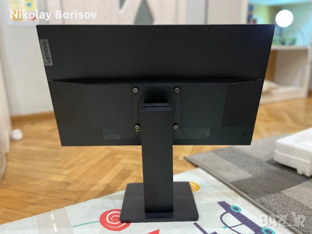 Продавам монитор Lenovo ThinkVision E24-28, снимка 3 - Монитори - 52595134