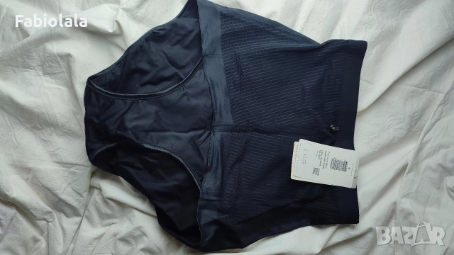 Triumph foundation EU40, снимка 3 - Корсети, бюстиета, топове - 52962857