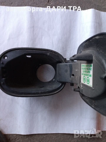 Капачка за резервоар Рено модус , снимка 2 - Части - 50766918