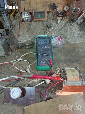 Продавам Автотрансформатор 350 W, снимка 2 - Друга електроника - 40979568