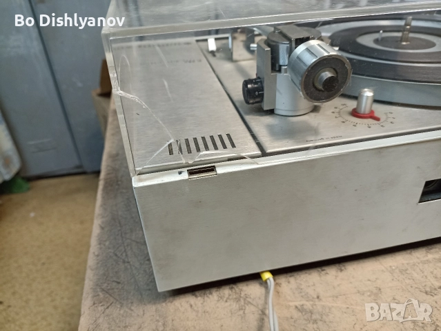 грамофон + един за подарък , снимка 2 - Грамофони - 52680076