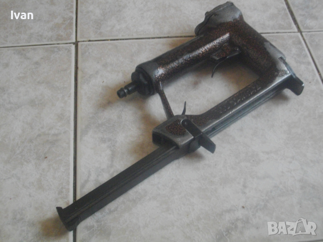 KOCAMAZ KT30-Професионален Пневматичен Такер/Пистолет Дърводелски-Пирони/Скоби-На Въздух-Отличен, снимка 17 - Други инструменти - 36346886