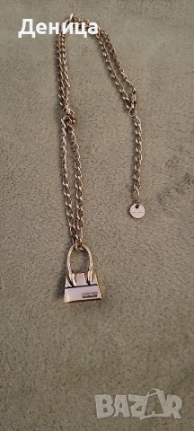 Колие, снимка 2 - Колиета, медальони, синджири - 53633160