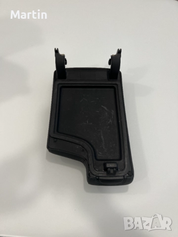 Подлакътник за BMW E90, снимка 2 - Аксесоари и консумативи - 51894737