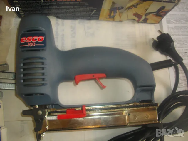 НОВ ИТАЛИАНСКИ ОРИГИНАЛЕН ПРОФЕСИОНАЛЕН ЕЛЕКТРИЧЕСКИ ТАКЕР КОМБИНИРАН СКОБИ ПИРОНИ 8-20мм ESCO, снимка 8 - Други инструменти - 49292841