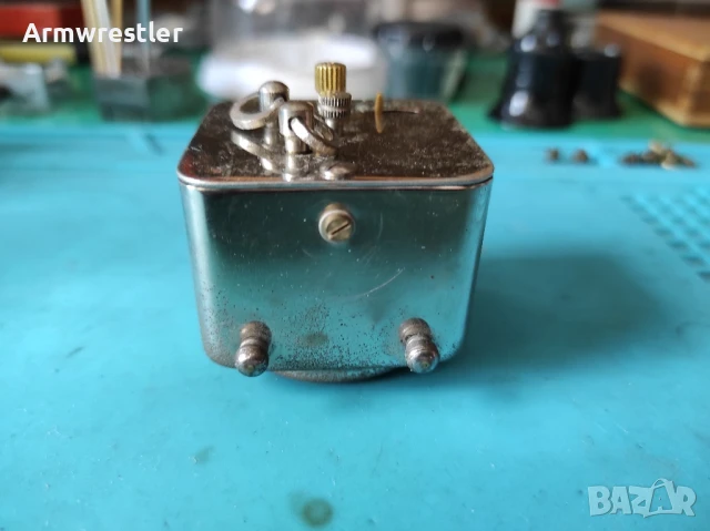 Стар Френски Механичен Малък Часовник с Будилник , снимка 6 - Антикварни и старинни предмети - 51391374