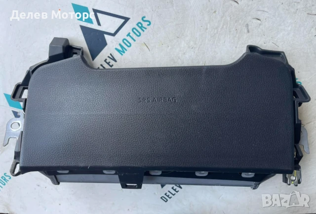 Airbag за колене TG17D02001 от Toyota Corolla 1.6 VVTii ZRE210, 132 кс., двигател 1ZR-FAE, 1ZR-FE