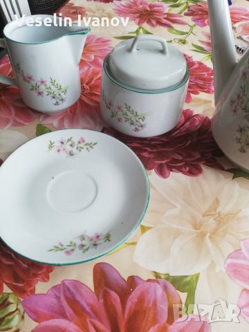 Български порцелан , снимка 10 - Чинии - 36018884
