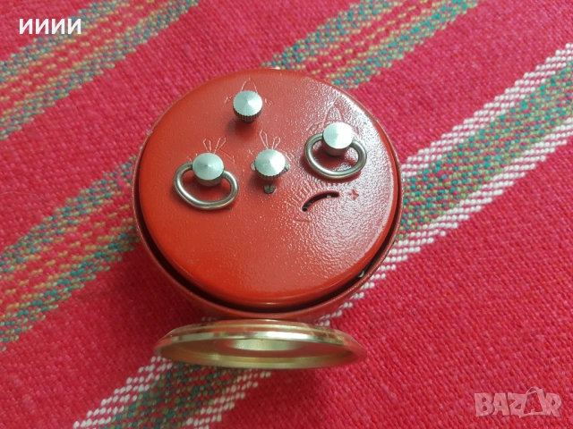 Часовник будилник Слава 7, снимка 3 - Антикварни и старинни предмети - 53349320