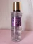 Парфюмен боди мист спрей Victoria's secrets 250 мл. Love spell, Escape, снимка 1