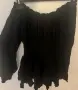 Рокля Urban outfitters, къса, черна с дълъг ръкав, паднали рамене, нова с етикет, снимка 3