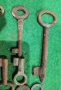 Лот стари бронзови и железни ключове, снимка 5