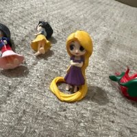 4 бр малки принцеси принцеса фигурки фигурка Рапунцел Ариел Снежанка Мулан пластмасова играчка топер, снимка 3 - Фигурки - 44439149